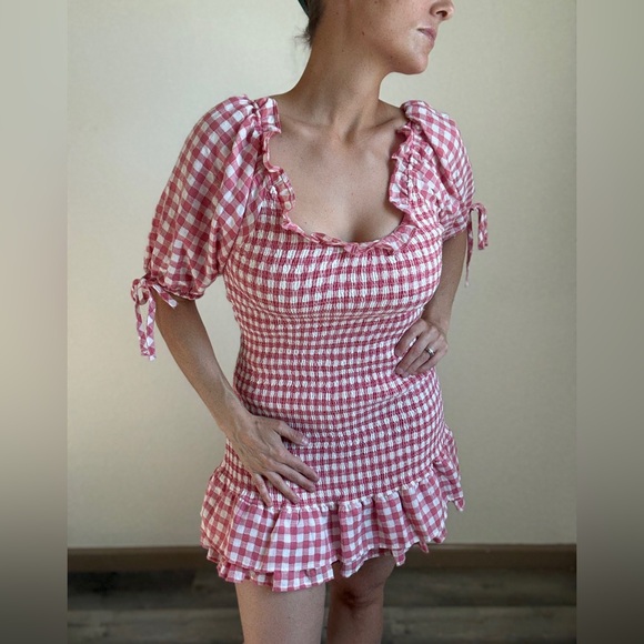MABLE Pink White Check Ruffle Dress Smocked Stretch Medium Bodycon - Picture 2 of 11